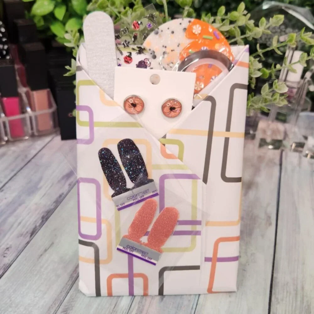 Blind Date with a Mani Bundle